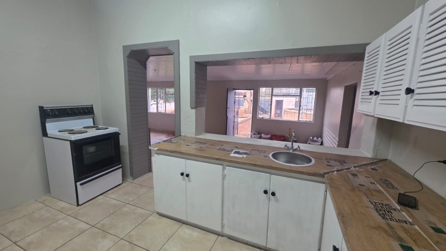 To Let 3 Bedroom Property for Rent in Wilkoppies North West